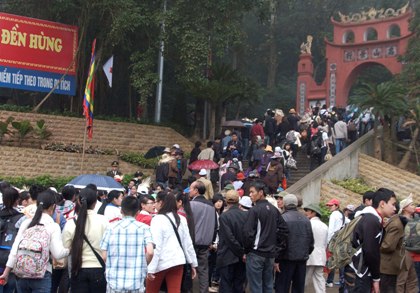 มุ่งสู่การจัดงานสักการะบูชาบรรพกษัตริย์ Hung ปี 2012